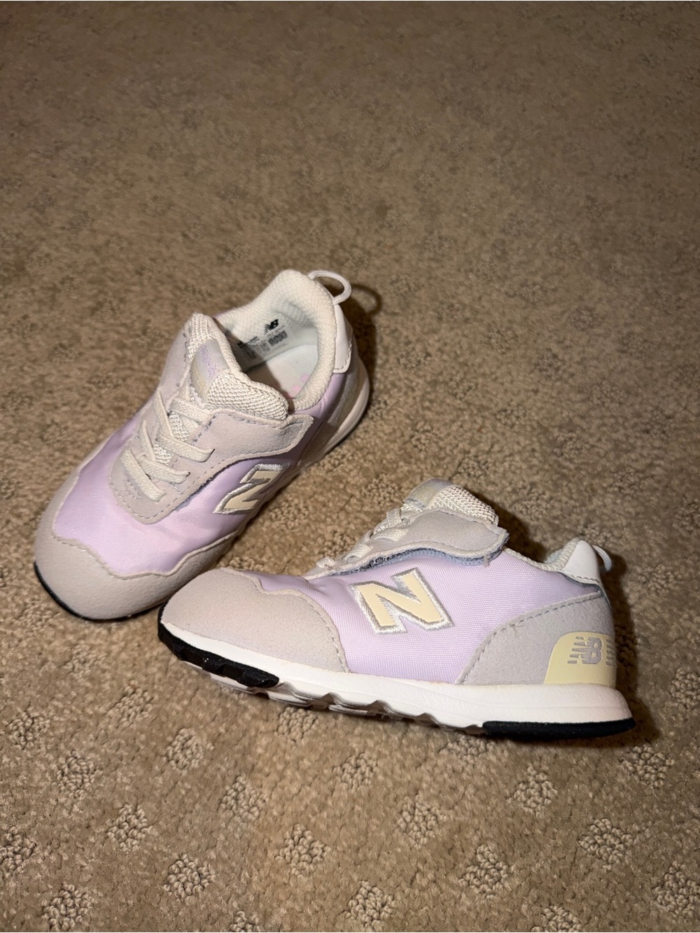 New Balance Baby Lightweight Lavender Sneakers- Never Worn
